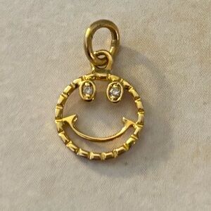 18KT Gold Diamond Smiley Face Pendant